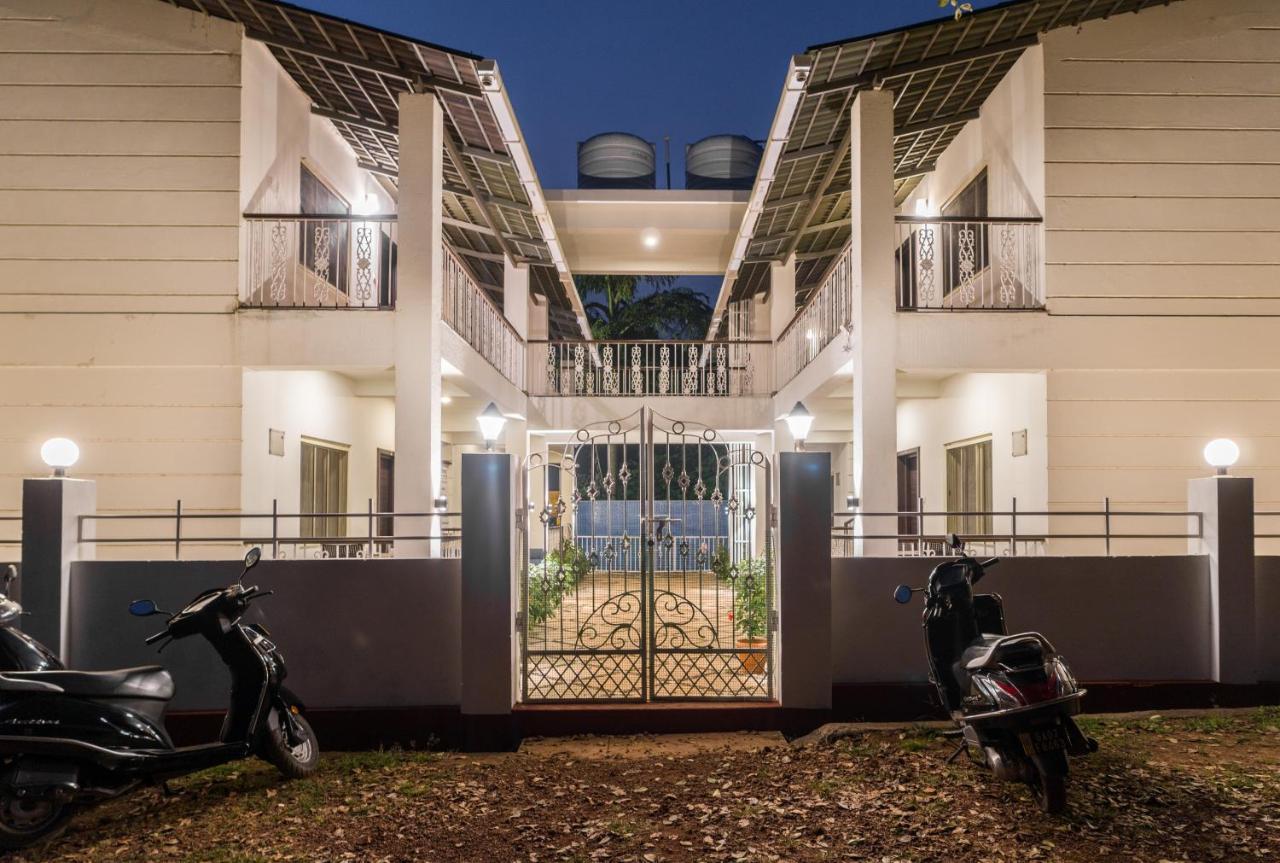 Marine Studios By Le Pension Stays Marmagao Экстерьер фото